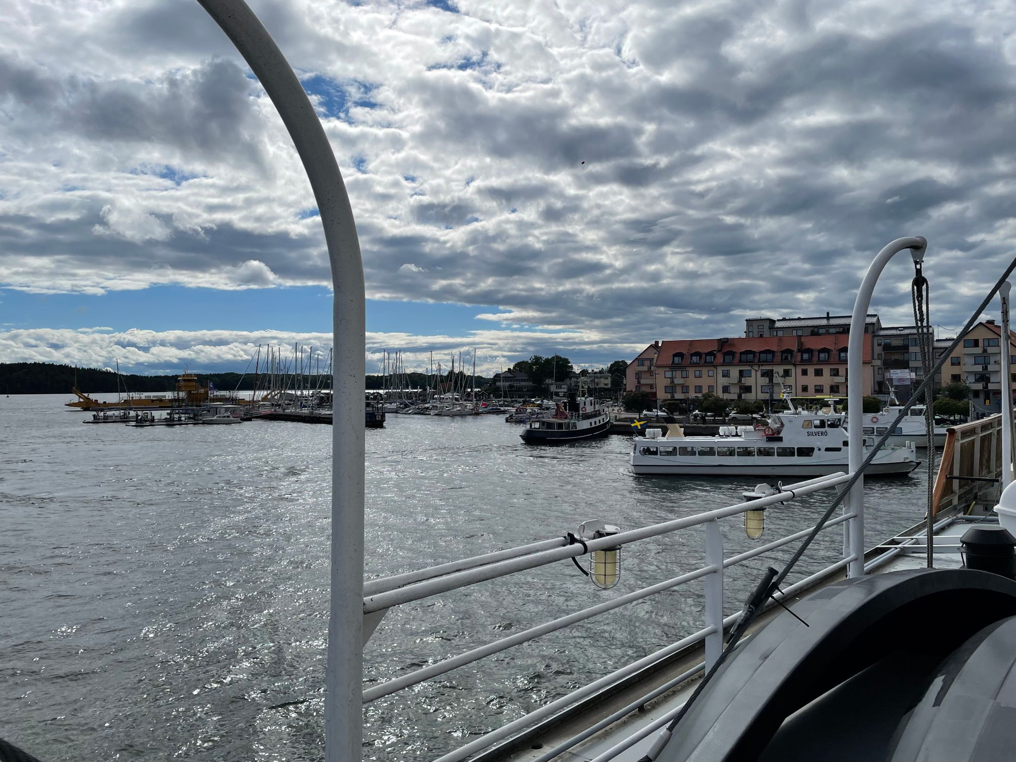 Day 2 – A relaxing Archipelago boat trip