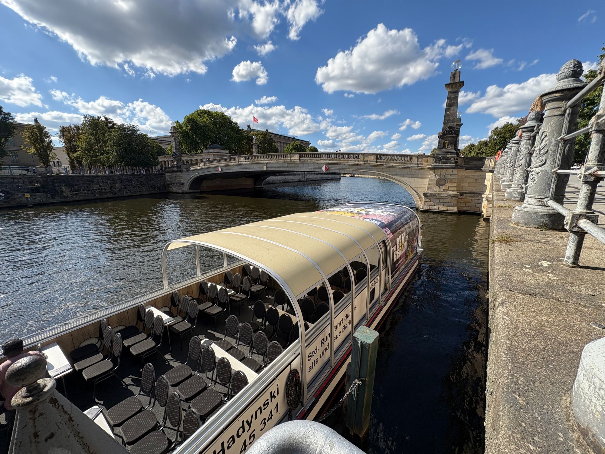 Sightseeing by land and water!